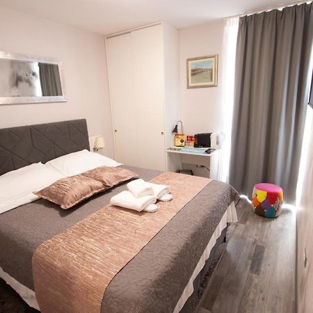 Calm Apartment & Room ซาดาร์ ภายนอก รูปภาพ