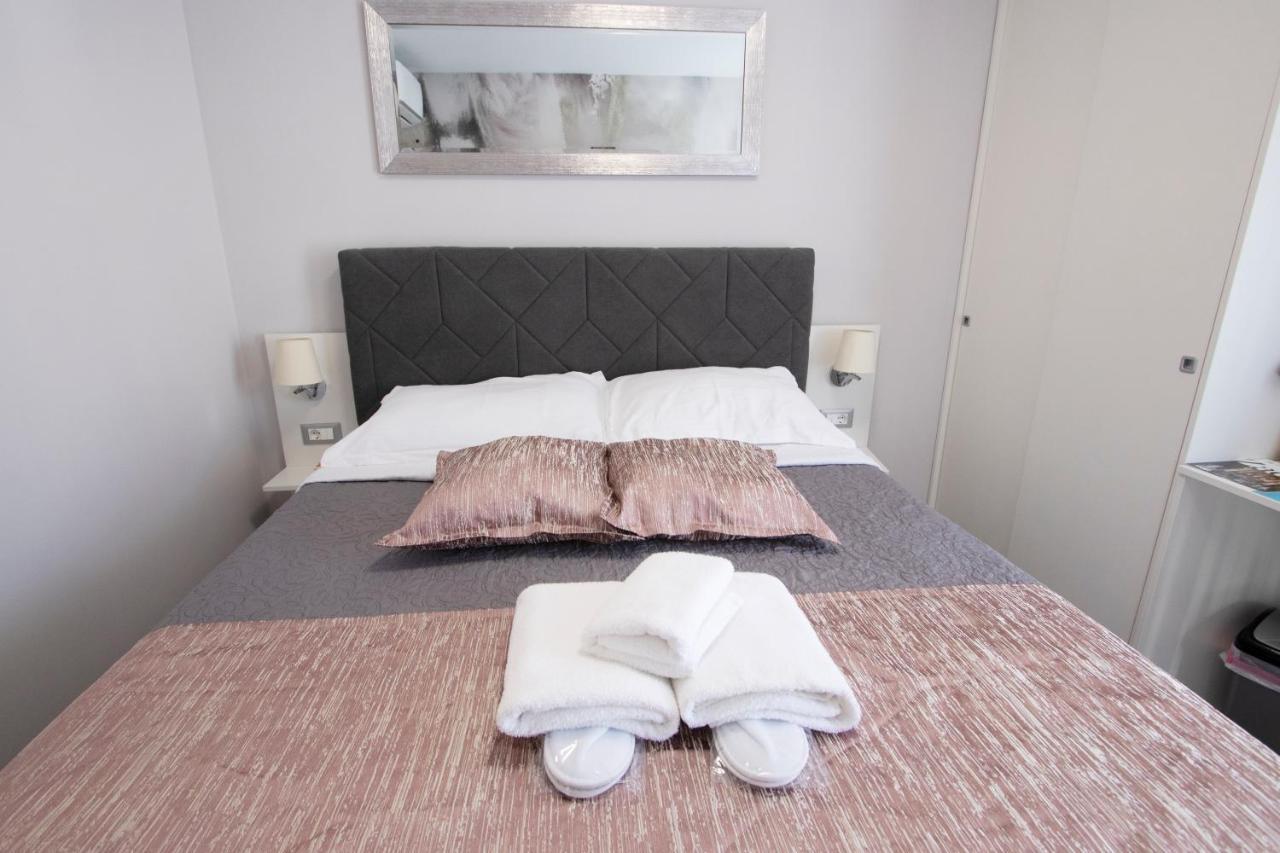 Calm Apartment & Room ซาดาร์ ภายนอก รูปภาพ