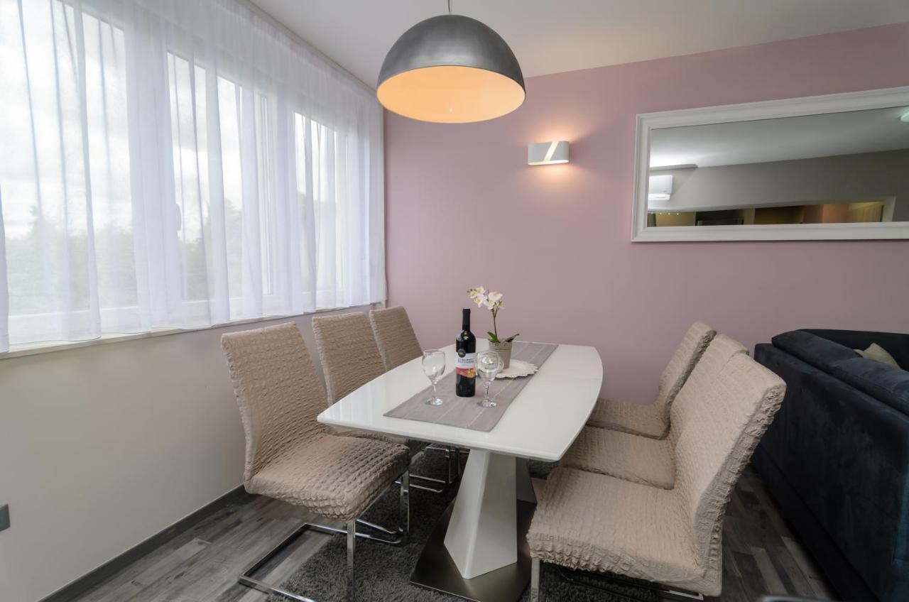 Calm Apartment & Room ซาดาร์ ภายนอก รูปภาพ